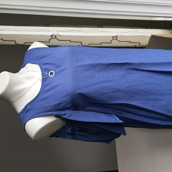 Clearance Summer Cold shoulder tie keyhole neckline Unique! Small - Picture 4 of 12